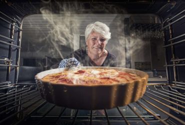 Το κεικ ψηνεται στον αερα η στισ αντιστασεισ; μαθε πωσ θα γινει τραγανο και αφρατο
