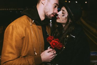 πωσ να κανεισ εναν ταυρο να τρεχει απο πισω σου, ερωετευμενοσ αντρασ