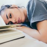 Δεν ή δε; ποτε βαζουμε τελικο ν στο δεν, κοπελα απελπισμενη